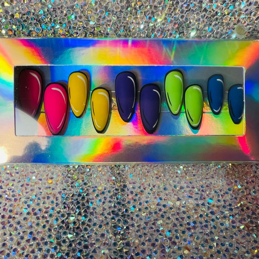 Vibrant Press-On Nails Set - Multicolor